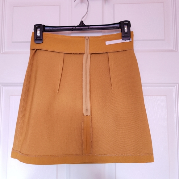 Pintuck Mustard Yellow A-Line Miniskirt Small - Picture 5 of 5